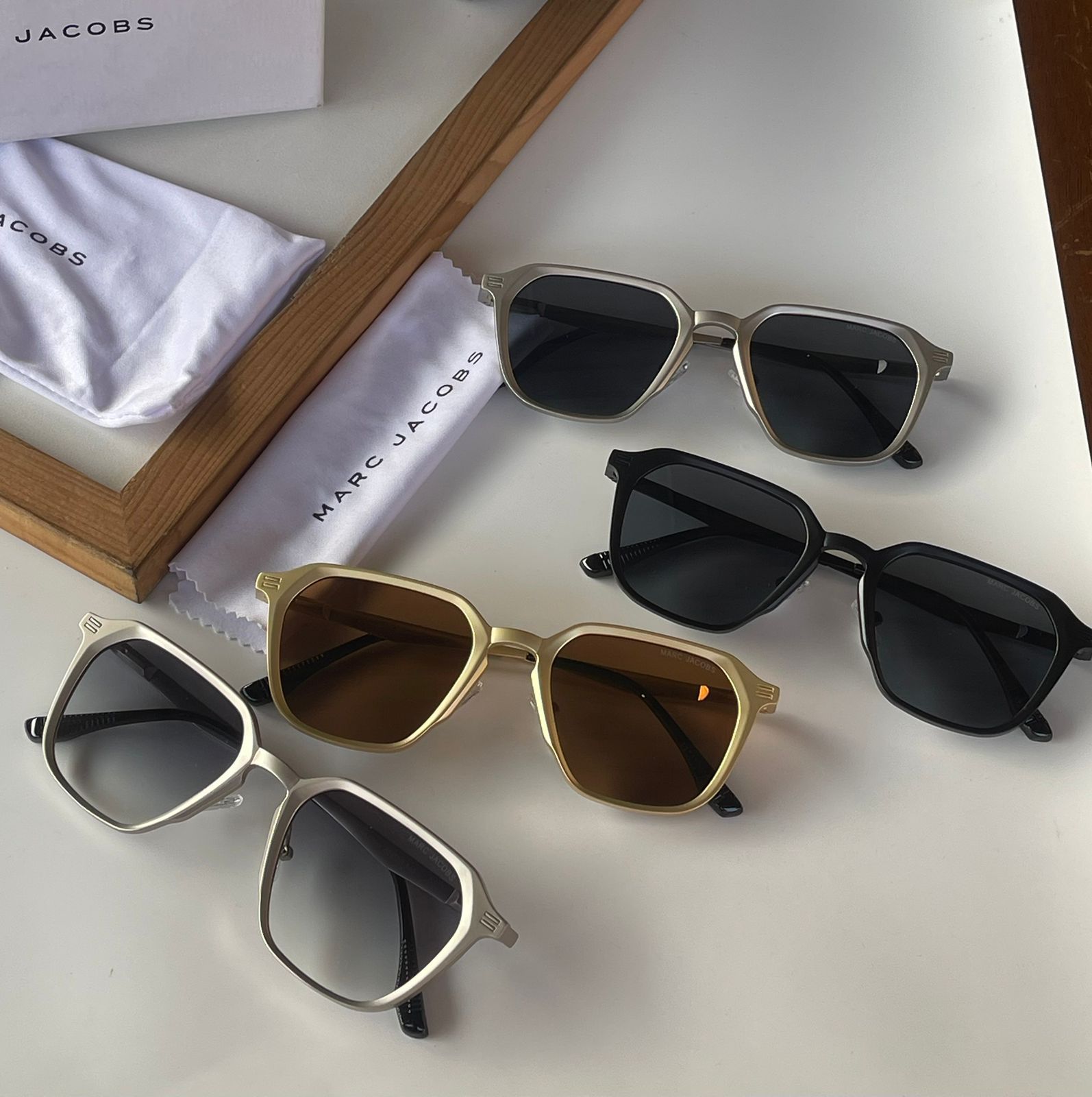 MARC JACOBS-SUNGLASSESS