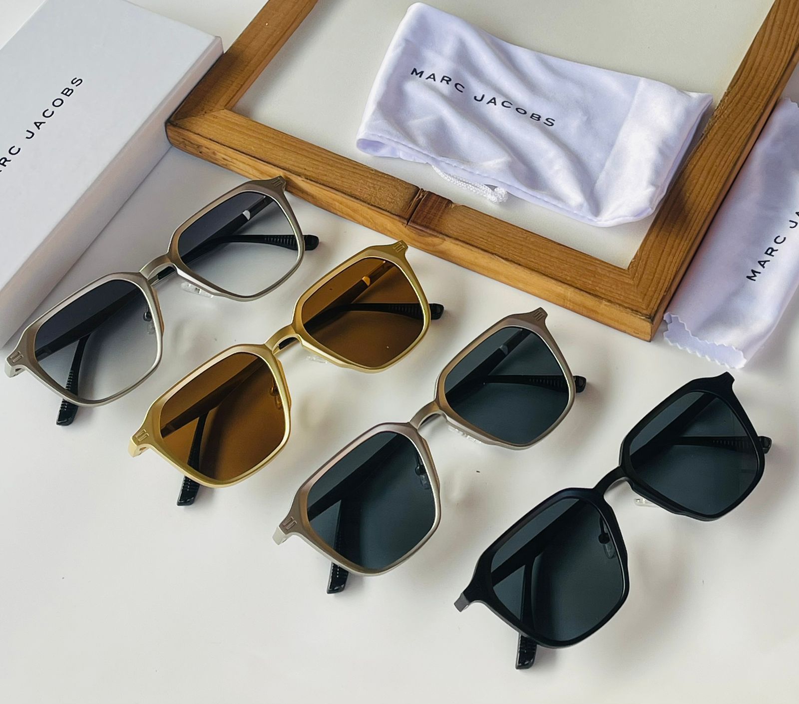 MARC JACOBS-SUNGLASSESS